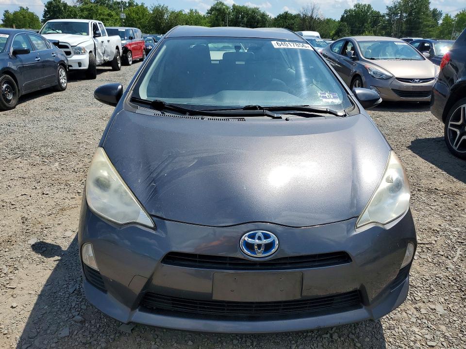 Продажа на аукционе авто 2013 Toyota Prius C, vin: JTDKDTB32D1050758, номер лота: 64017856