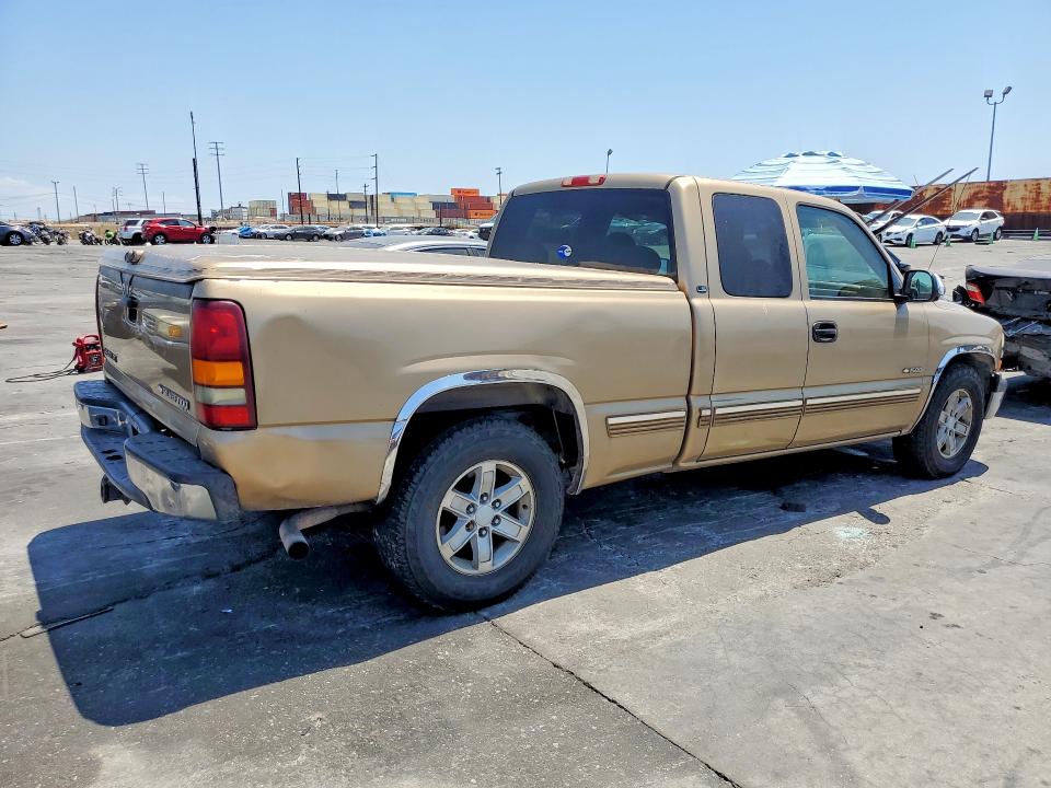 2000 Chevrolet Silverado მანქანა იყიდება აუქციონზე, vin: 2GCEC19TXY1161584, აუქციონის ნომერი: 64487736