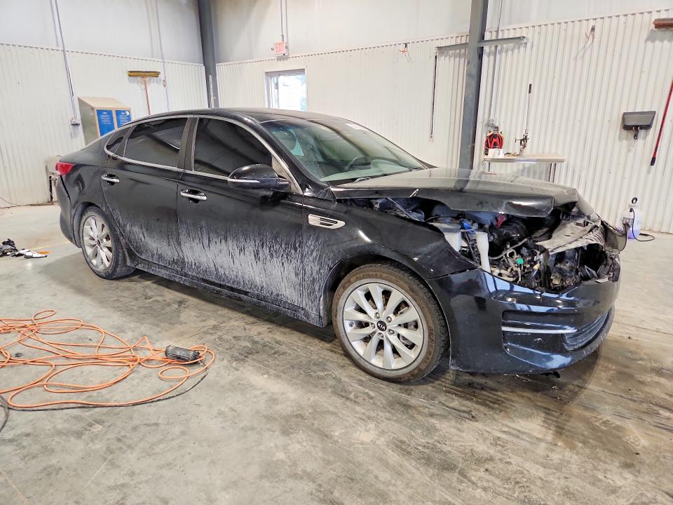 Продажа на аукционе авто 2018 Kia Optima, vin: 5XXGT4L33JG263215, номер лота: 63722966