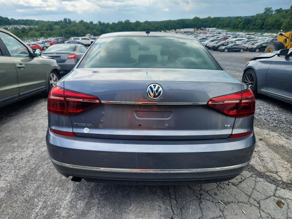 Продаж на аукціоні авто 2017 Volkswagen Passat, vin: 1VWAT7A33HC030209, номер лоту: 64839806