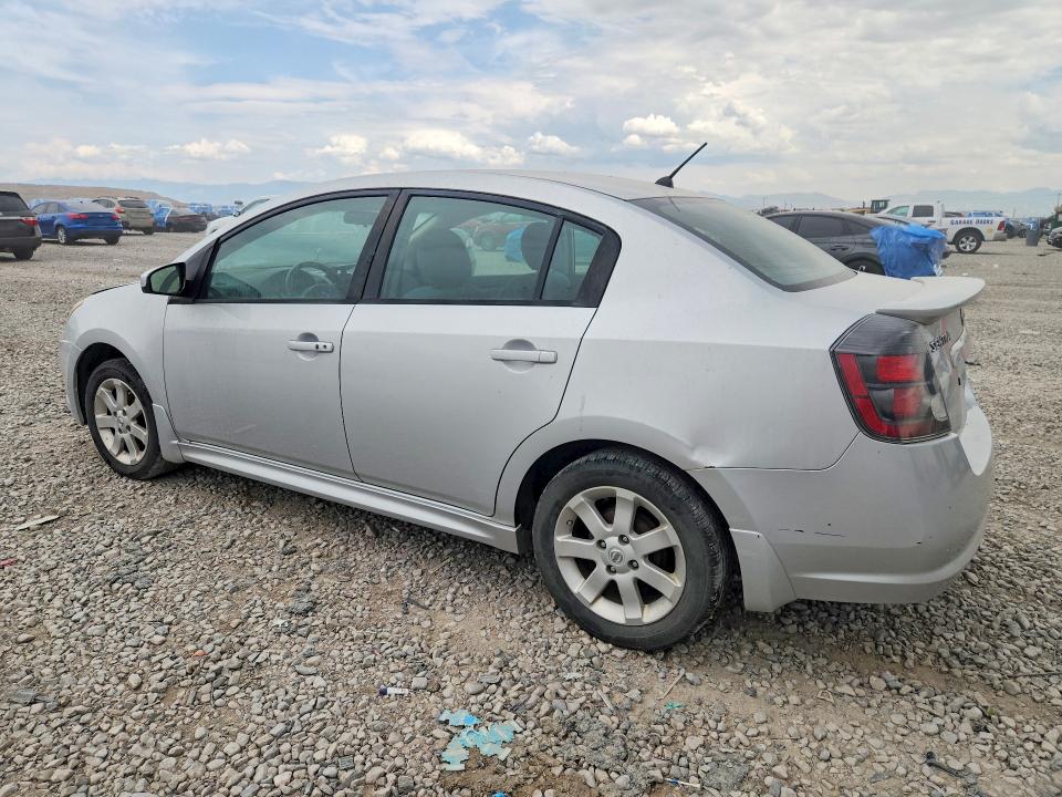 2010 Nissan Sentra მანქანა იყიდება აუქციონზე, vin: 3N1AB6AP0AL688182, აუქციონის ნომერი: 64151696