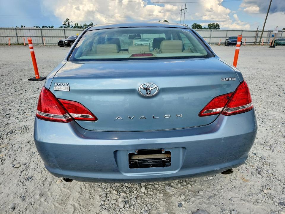 65335406 :رقم المزاد ، 4T1BK36B05U057257 vin ، 2005 Toyota Avalon مزاد بيع