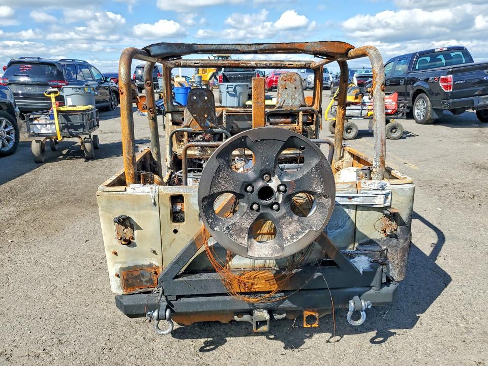 Продажа на аукционе авто 2001 Jeep Wrangler / Tj, vin: 1J4FA59S41P334222, номер лота: 62566816