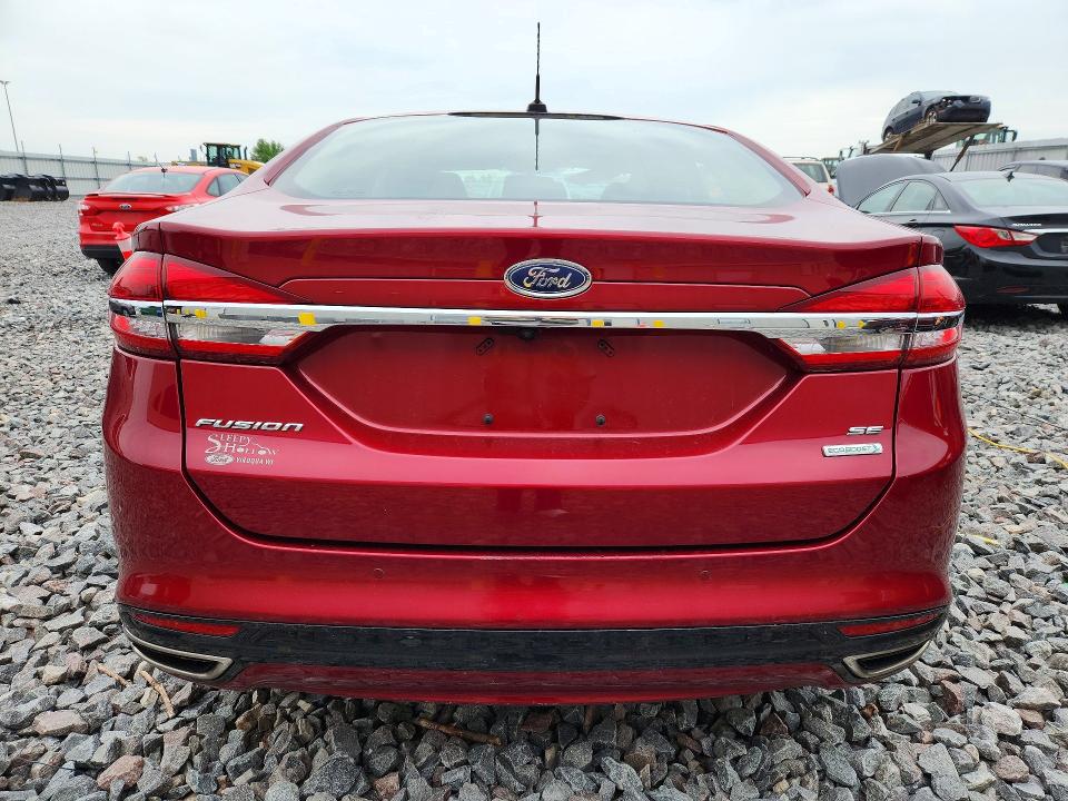 63936496 :رقم المزاد ، 3FA6P0H92JR260495 vin ، 2018 Ford Fusion مزاد بيع