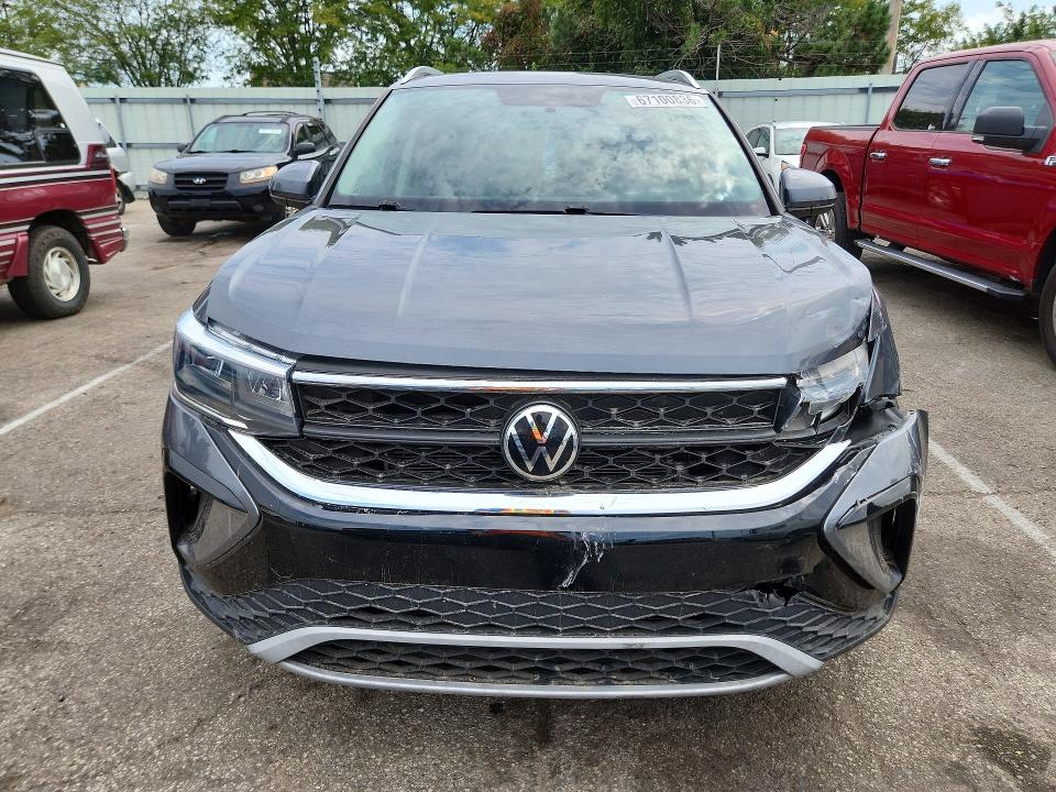 67100836 :رقم المزاد ، 3VVLX7B26NM045899 vin ، 2022 Volkswagen Taos مزاد بيع