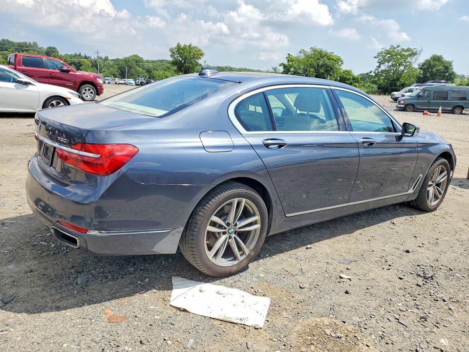 2016 Bmw 750 მანქანა იყიდება აუქციონზე, vin: WBA7F2C57GG419641, აუქციონის ნომერი: 63168126