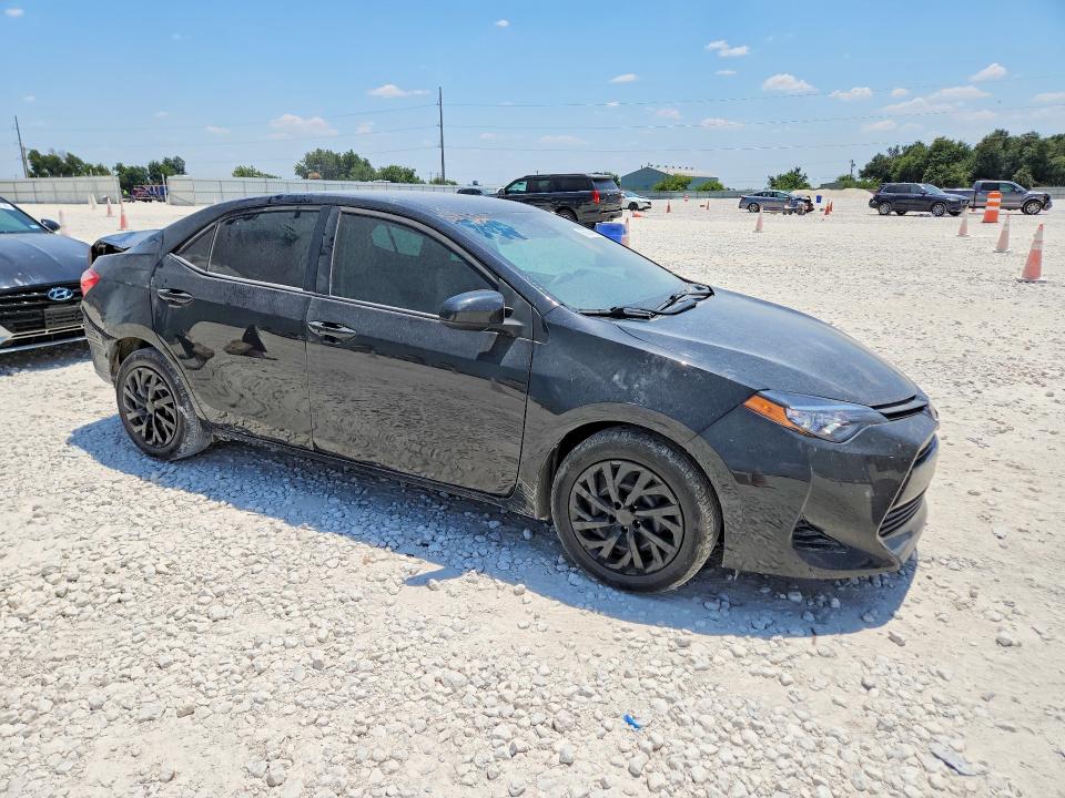 Продажа на аукционе авто 2018 Toyota Corolla, vin: 2T1BURHE6JC023470, номер лота: 63594976
