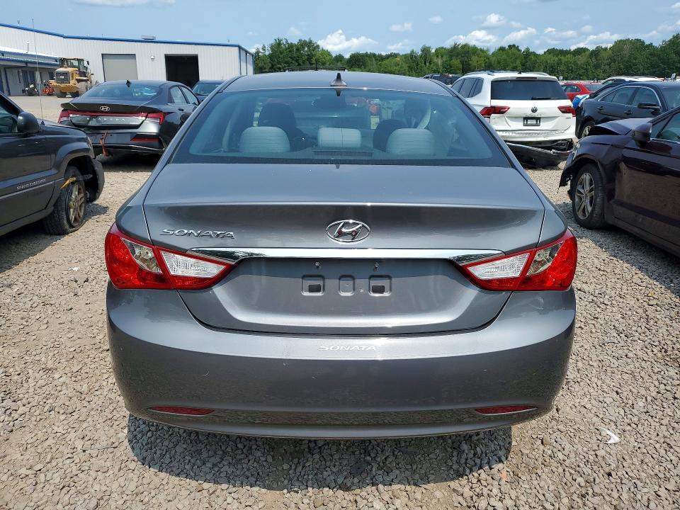 2013 Hyundai Sonata მანქანა იყიდება აუქციონზე, vin: 5NPEB4AC4DH765947, აუქციონის ნომერი: 64723566