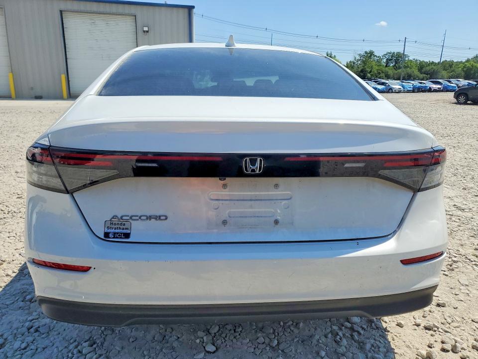 2024 Honda Accord მანქანა იყიდება აუქციონზე, vin: 1HGCY1F22RA008954, აუქციონის ნომერი: 64277626