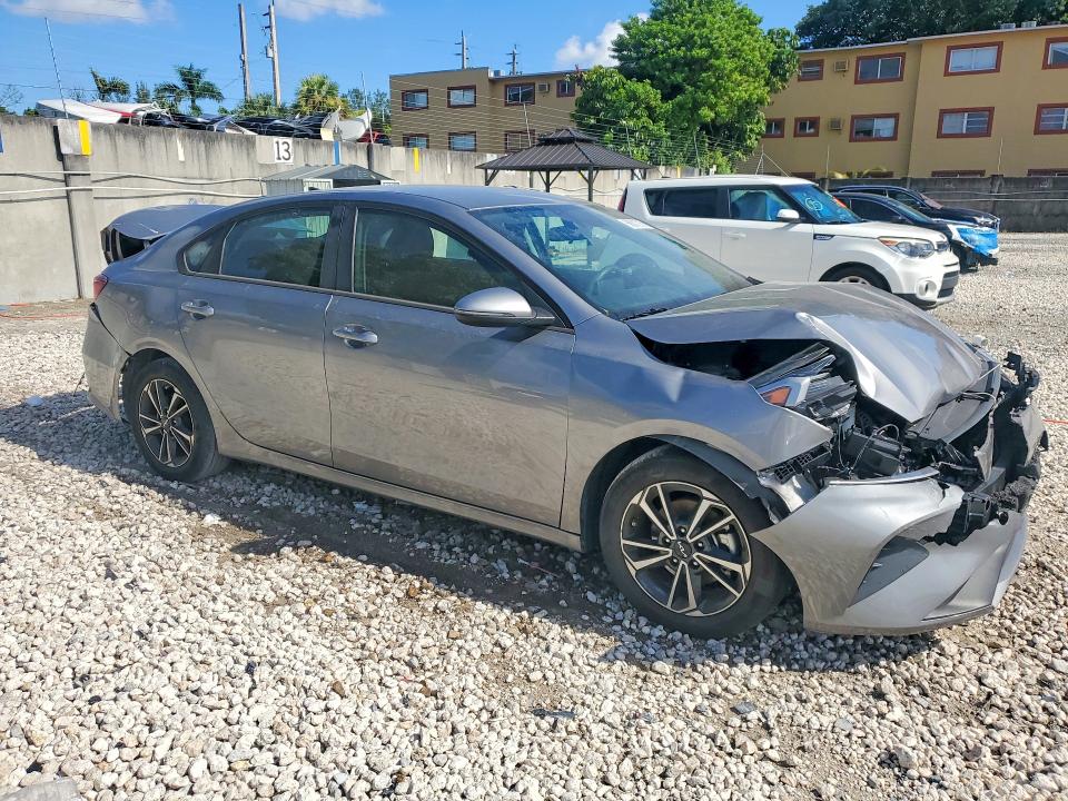 2024 Kia Forte მანქანა იყიდება აუქციონზე, vin: 3KPF24AD6RE734451, აუქციონის ნომერი: 66801216
