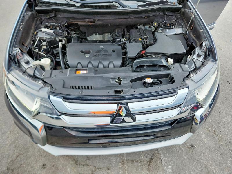 Продажа на аукционе авто 2018 Mitsubishi Outlander, vin: JA4AD2A30JZ043449, номер лота: 66074276