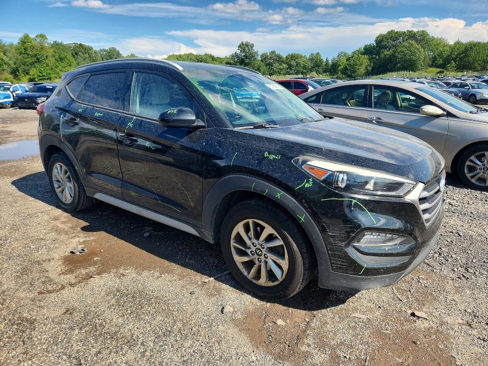 2017 Hyundai Tucson მანქანა იყიდება აუქციონზე, vin: KM8J3CA45HU427169, აუქციონის ნომერი: 63735886