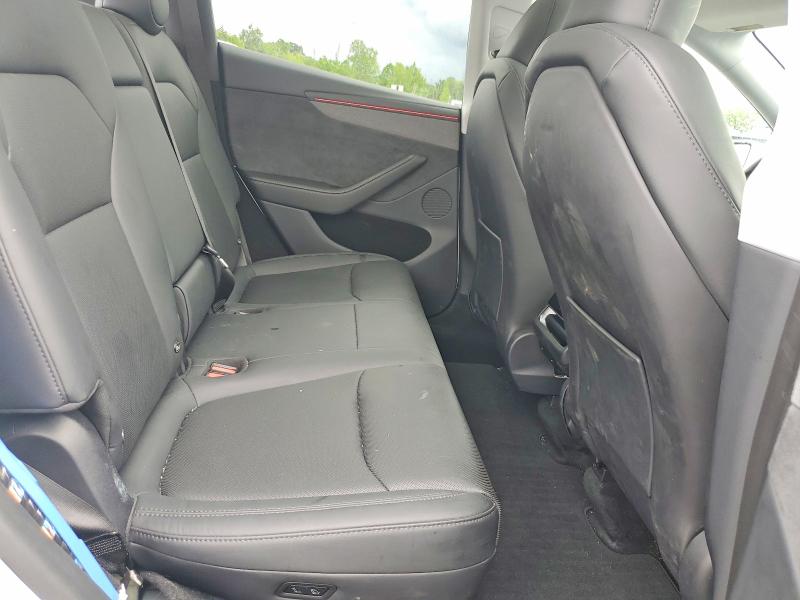 2026 Tesla Model Y მანქანა იყიდება აუქციონზე, vin: 7SAYGDEE0TA447525, აუქციონის ნომერი: 63500316