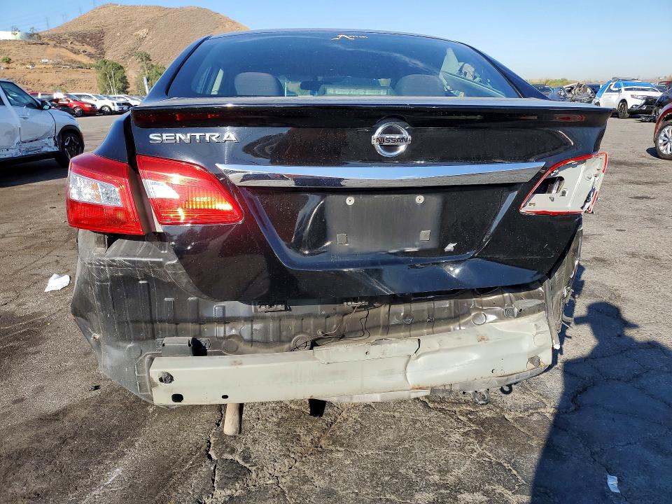 Продаж на аукціоні авто 2018 Nissan Sentra, vin: 3N1AB7AP8JY283101, номер лоту: 66293426