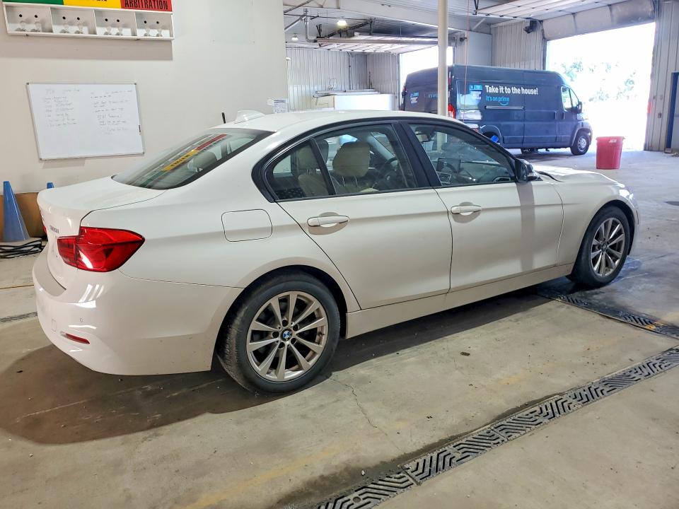 Aukcja sprzedaży 2017 Bmw 320, vin: WBA8E5G35HNU45556, numer aukcji: 62664176