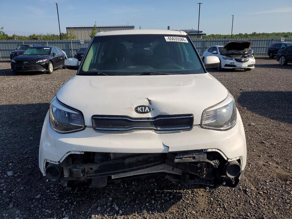 65635586 :رقم المزاد ، KNDJN2A25J7526439 vin ، 2018 Kia Soul مزاد بيع