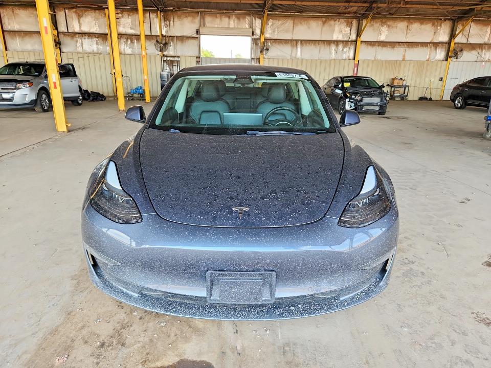2022 Tesla Model 3 მანქანა იყიდება აუქციონზე, vin: 5YJ3E1EA8NF369347, აუქციონის ნომერი: 61449756