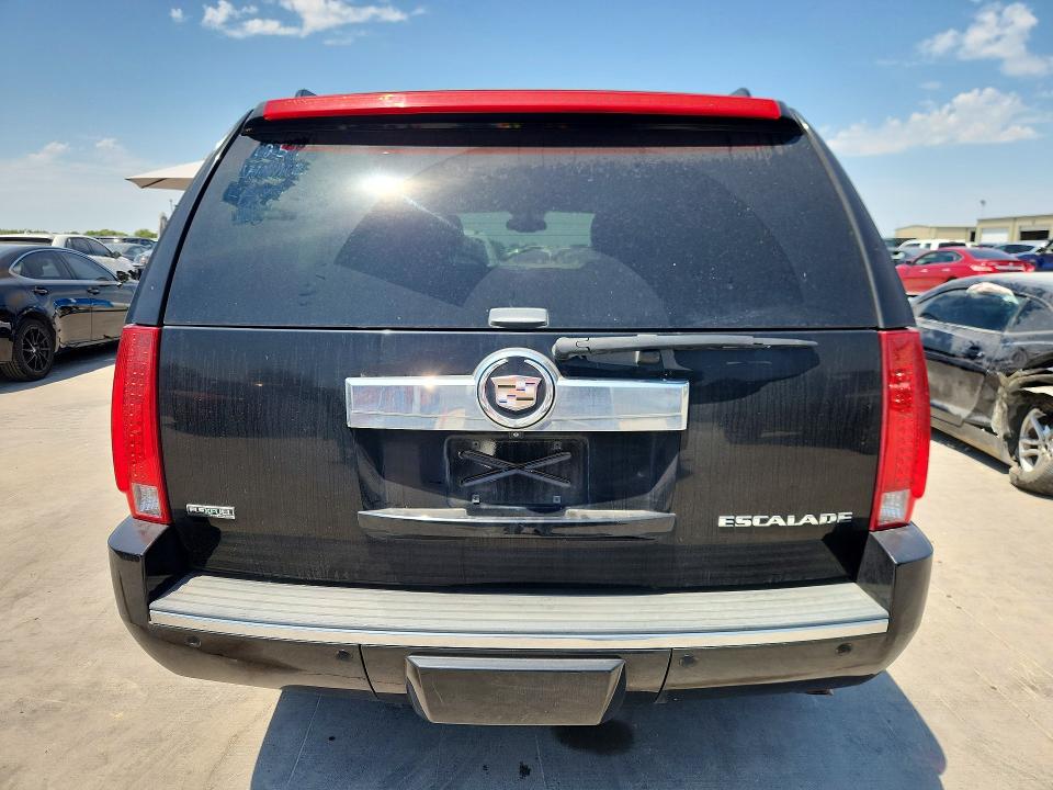 Продажа на аукционе авто 2011 Cadillac Escalade, vin: 1GYS3AEF1BR211364, номер лота: 65988616