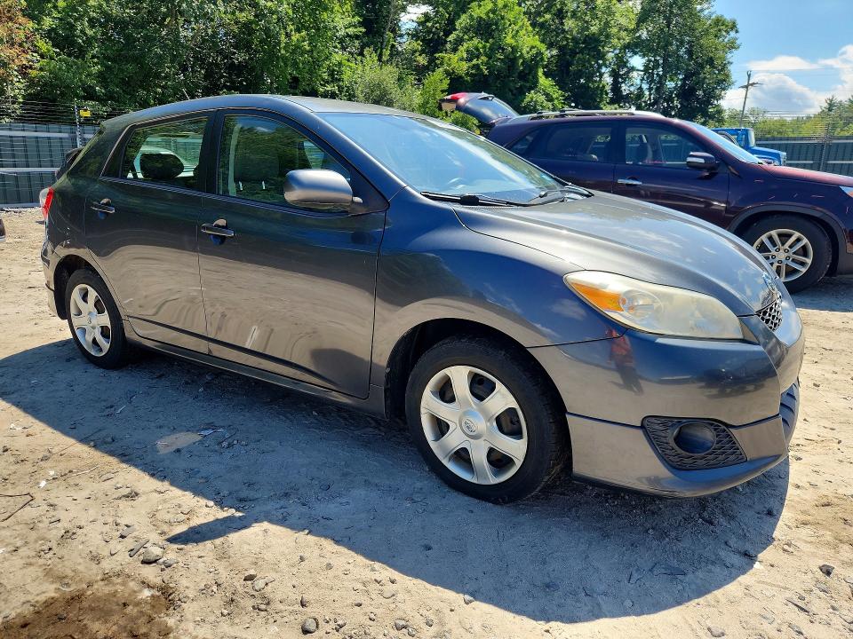 64292056 :رقم المزاد ، 2T1LE4EE1AC017052 vin ، 2010 Toyota Corolla Matrix مزاد بيع