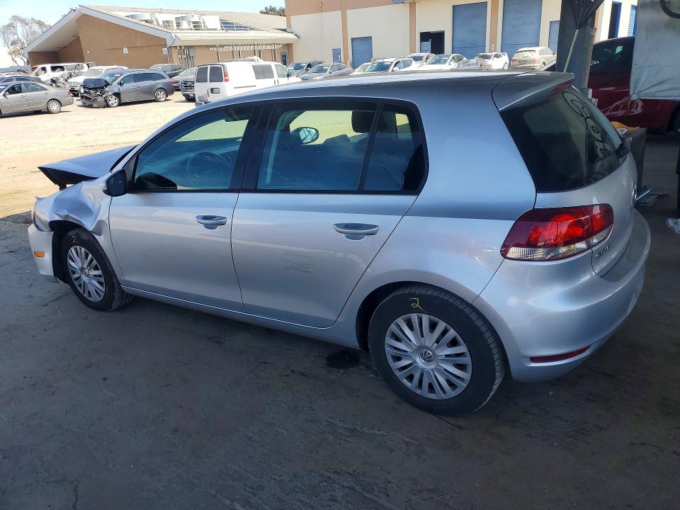 65737426 :رقم المزاد ، WVWDB7AJ5BW072713 vin ، 2011 Volkswagen Golf مزاد بيع