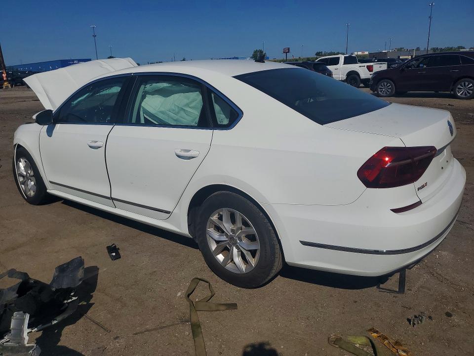 2017 Volkswagen Passat მანქანა იყიდება აუქციონზე, vin: 1VWAT7A36HC007927, აუქციონის ნომერი: 63169036