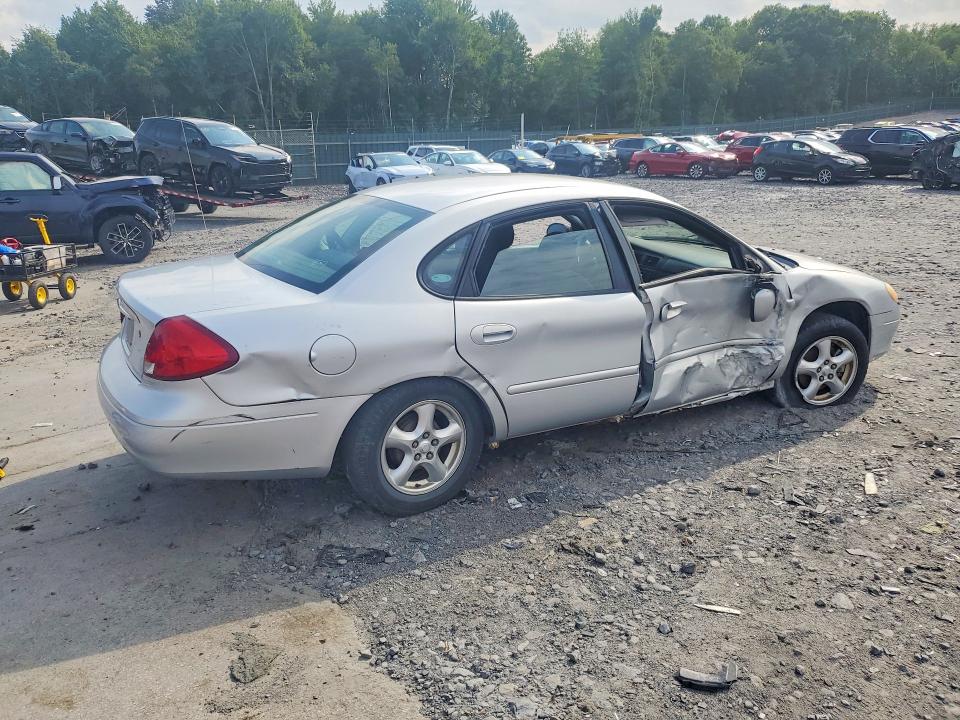 2003 Ford Taurus მანქანა იყიდება აუქციონზე, vin: 1FAFP55283G278434, აუქციონის ნომერი: 63779796