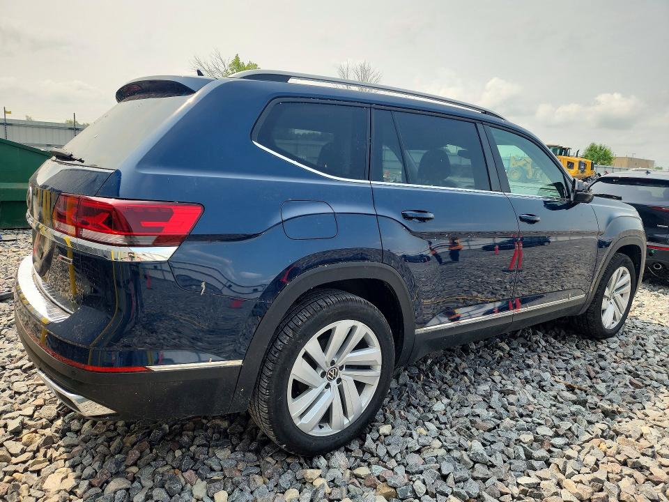 64776676 :رقم المزاد ، 1V2BP2CA7MC569709 vin ، 2021 Volkswagen Atlas مزاد بيع