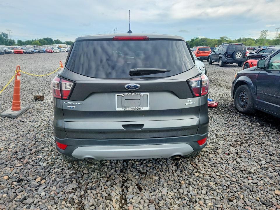 Продажа на аукционе авто 2017 Ford Escape, vin: 1FMCU9GD1HUC48000, номер лота: 63931136