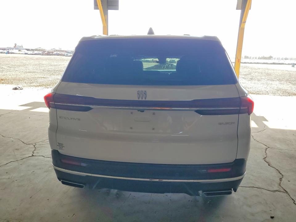 63867836 :رقم المزاد ، 5GAERAKS9TJ202500 vin ، 2026 Buick Enclave مزاد بيع