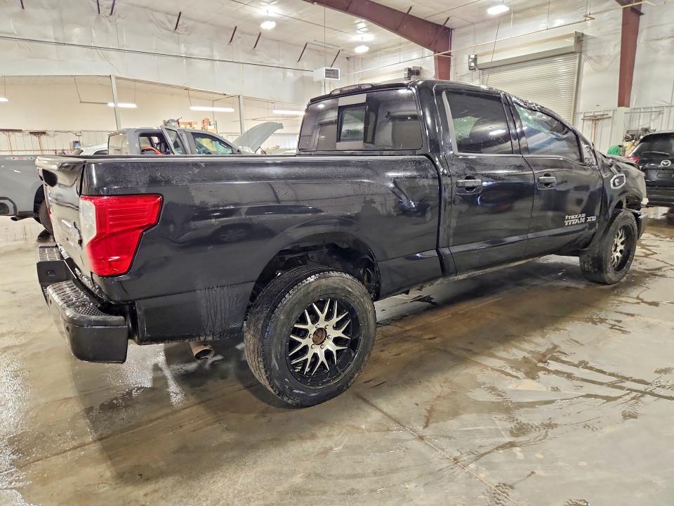 2017 Nissan Titan Xd მანქანა იყიდება აუქციონზე, vin: 1N6BA1F42HN519598, აუქციონის ნომერი: 64985926