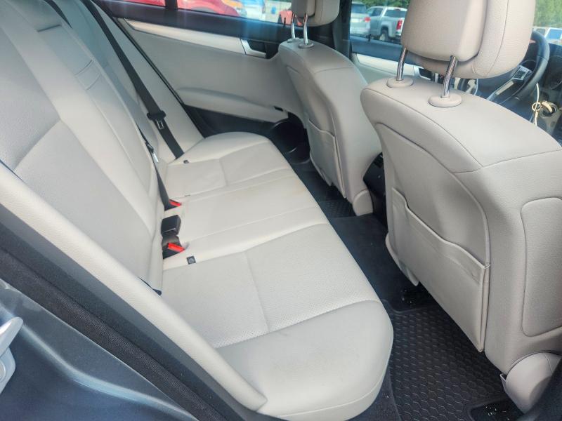 2012 Mercedes-benz C მანქანა იყიდება აუქციონზე, vin: WDDGF4HB4CF864177, აუქციონის ნომერი: 63596896