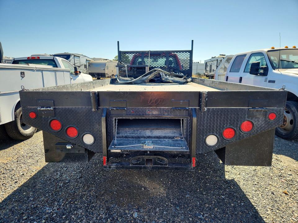 62991756 :رقم المزاد ، 1FDUF5GT6NEE40193 vin ، 2022 Ford F550 مزاد بيع