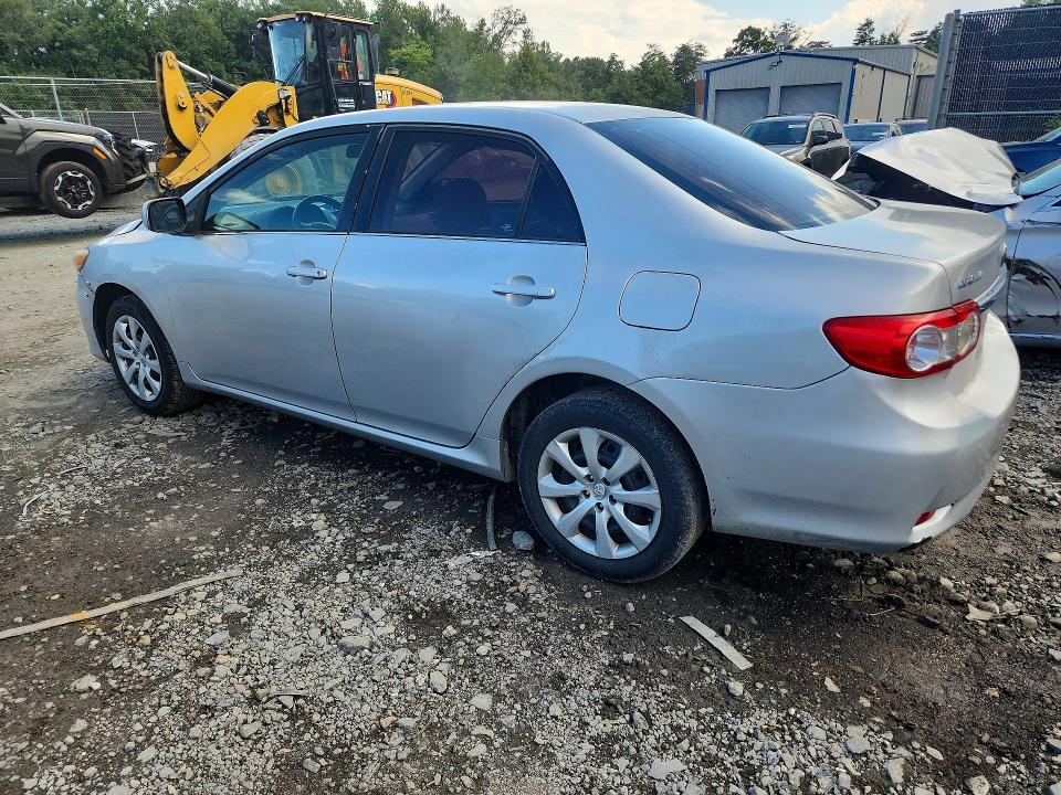 2013 Toyota Corolla მანქანა იყიდება აუქციონზე, vin: 5YFBU4EE2DP196382, აუქციონის ნომერი: 63605376