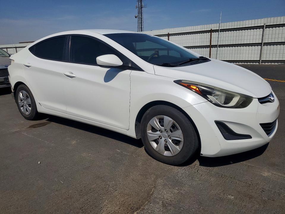 64323186 :رقم المزاد ، 5NPDH4AE9GH709454 vin ، 2016 Hyundai Elantra مزاد بيع
