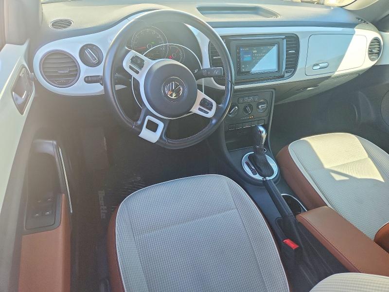 2017 Volkswagen Beetle მანქანა იყიდება აუქციონზე, vin: 3VW517AT6HM821467, აუქციონის ნომერი: 64837486