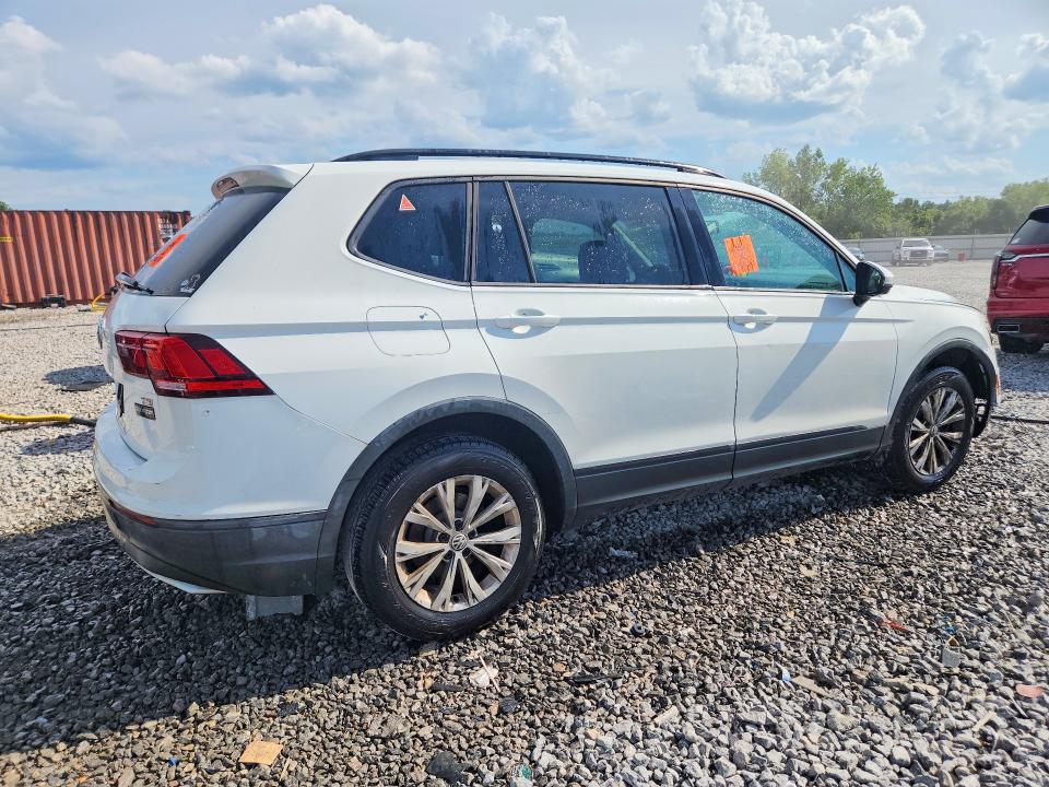 65173886 :رقم المزاد ، 3VV1B7AX4JM012154 vin ، 2018 Volkswagen Tiguan مزاد بيع