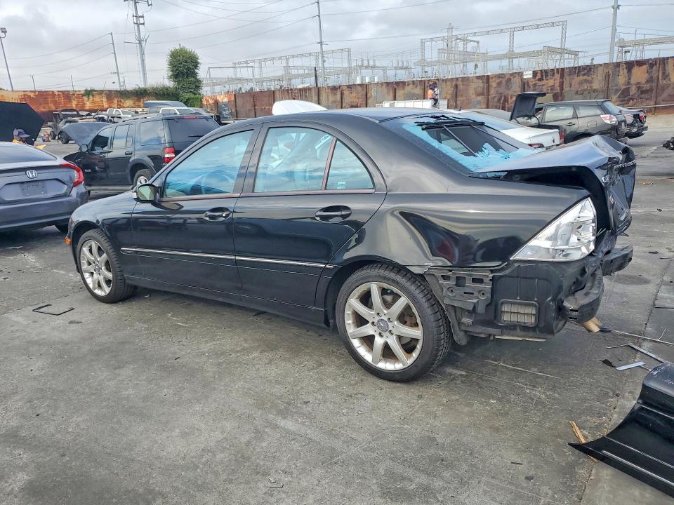 2004 Mercedes-benz C მანქანა იყიდება აუქციონზე, vin: WDBRF40J44A568238, აუქციონის ნომერი: 66311396