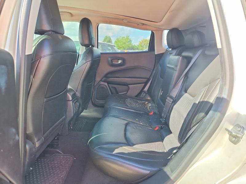 66255626 :رقم المزاد ، 3C4NJDCB5JT245145 vin ، 2018 Jeep Compass مزاد بيع