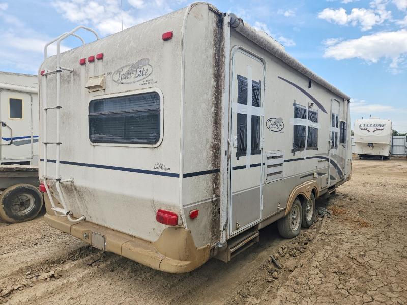 65653506 :رقم المزاد ، 4WY200M2631082826 vin ، 2003 Rvis Recreational Vehicle (rv) مزاد بيع