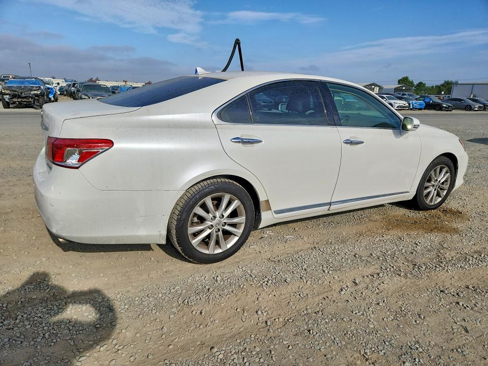 Auction sale of the 2011 Lexus Es, vin: JTHBK1EG4B2421014, lot number: 63253406