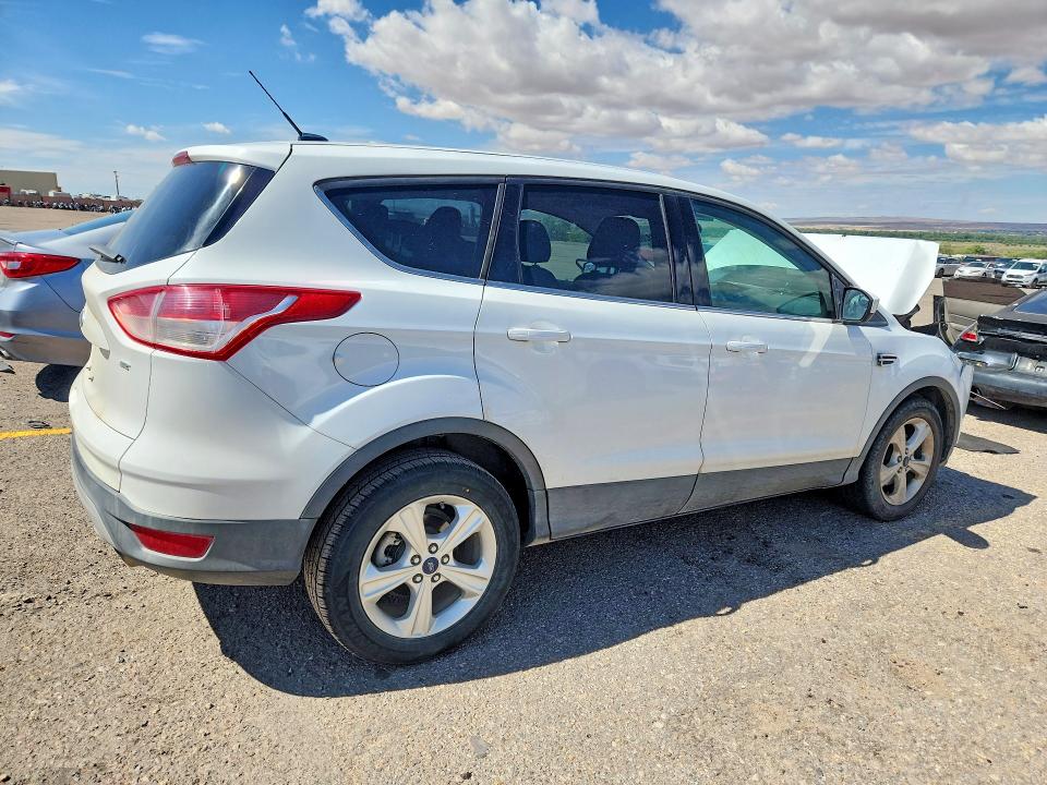 Продажа на аукционе авто 2016 Ford Escape, vin: 1FMCU0G76GUA97594, номер лота: 64988286