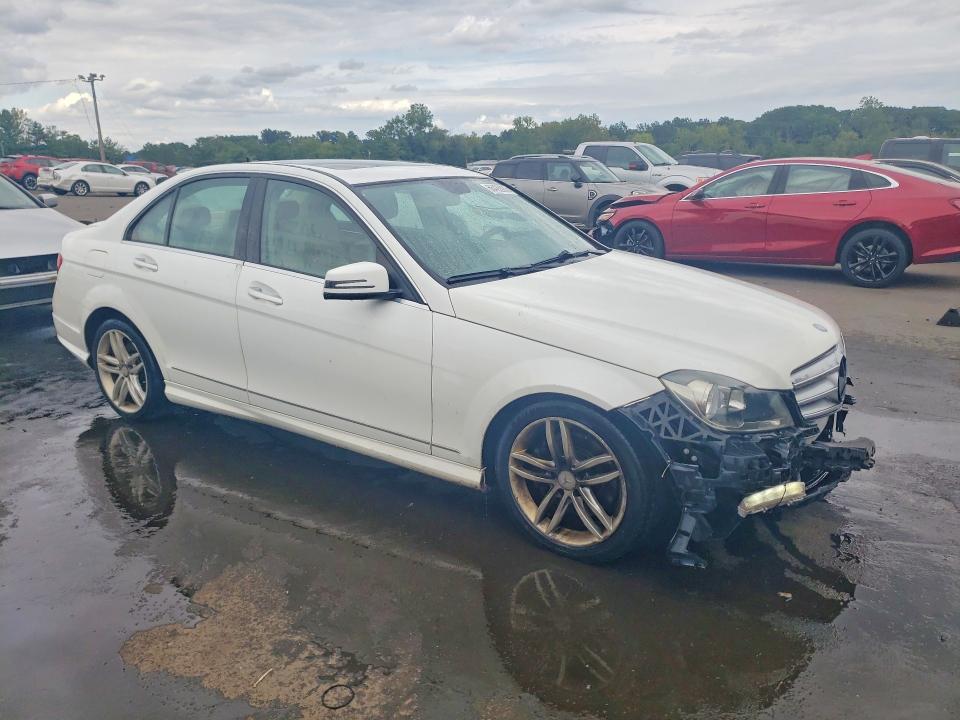 66426936 :رقم المزاد ، WDDGF8AB5DR248795 vin ، 2013 Mercedes-benz C مزاد بيع