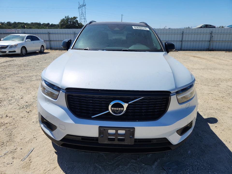 65668316 :رقم المزاد ، YV4162UMXM2605551 vin ، 2021 Volvo Xc40 مزاد بيع