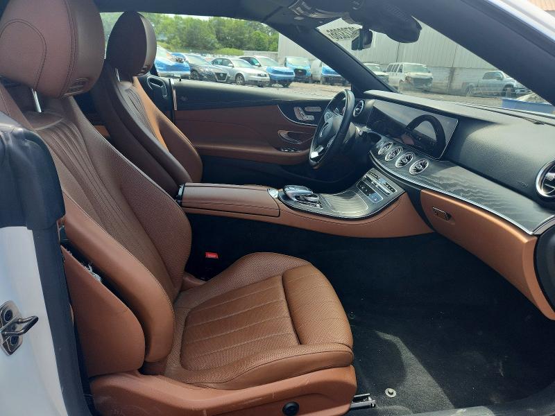 63723286 :رقم المزاد ، W1K1K5JB7PF208742 vin ، 2023 Mercedes-benz E مزاد بيع