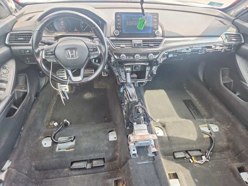 2018 Honda Accord მანქანა იყიდება აუქციონზე, vin: 1HGCV1F30JA061643, აუქციონის ნომერი: 64535586