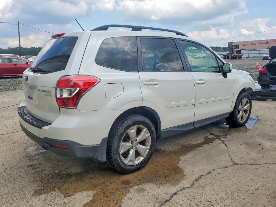 63468666 :رقم المزاد ، JF2SJAFC1FH820869 vin ، 2015 Subaru Forester مزاد بيع