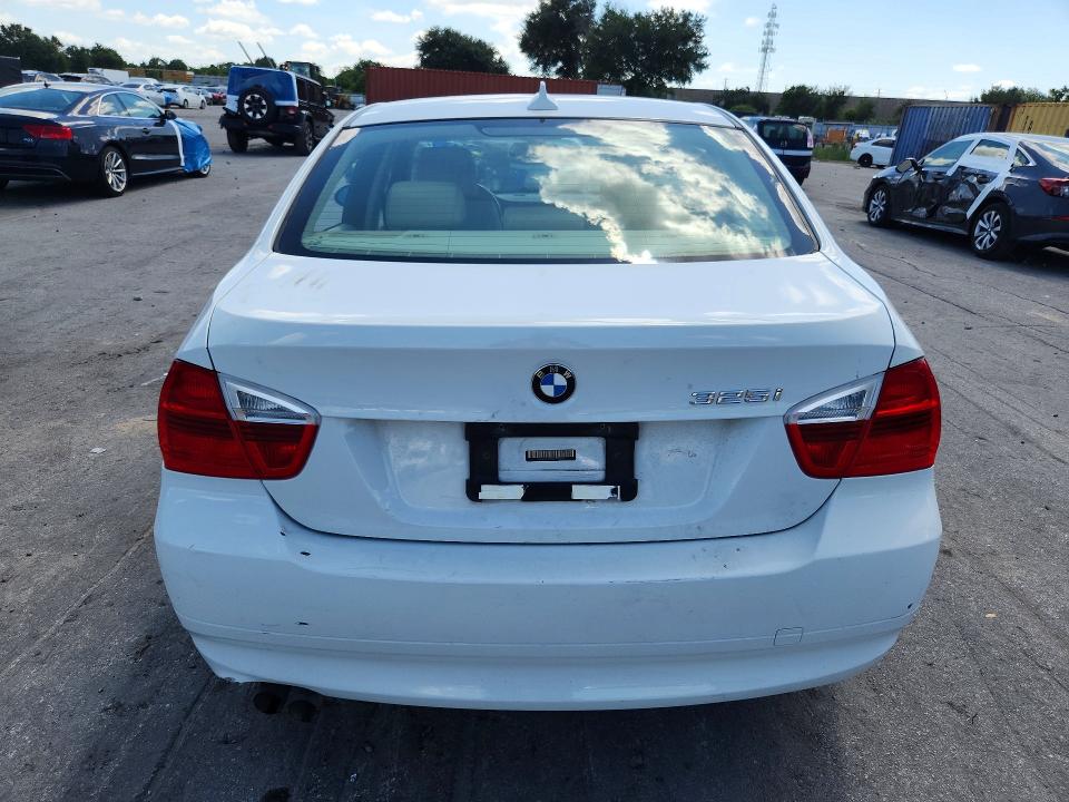 65321956 :رقم المزاد ، WBAVB13526PT00505 vin ، 2006 Bmw 325 مزاد بيع