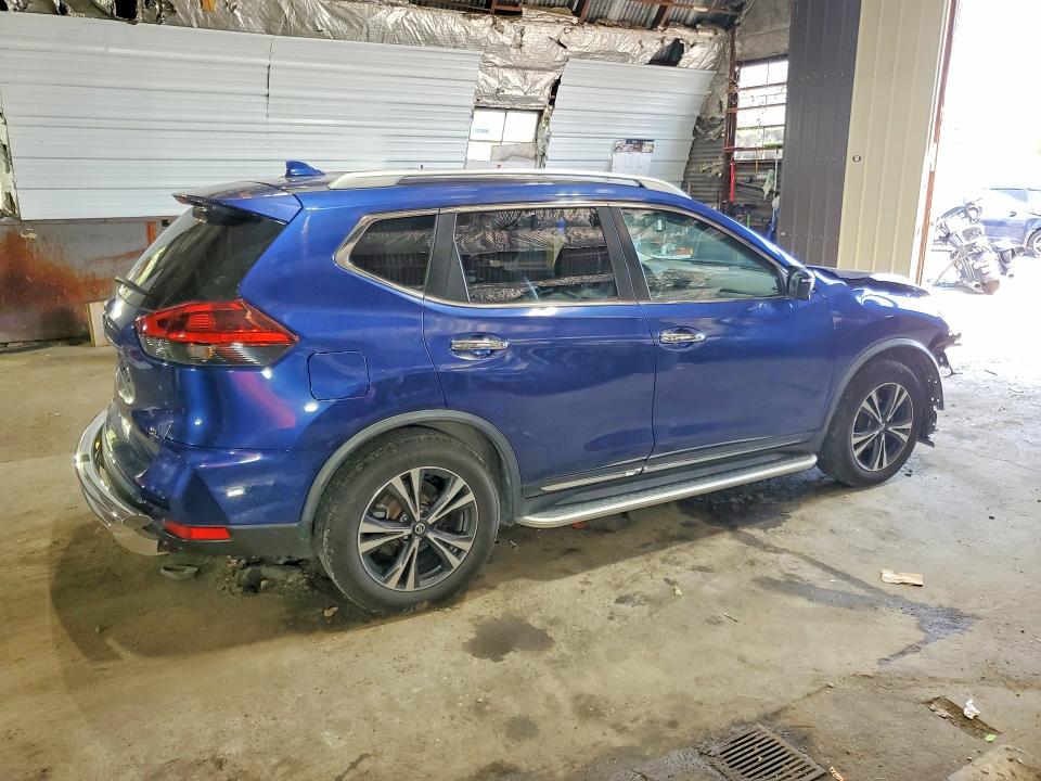 Продаж на аукціоні авто 2018 Nissan Rogue, vin: JN8AT2MT2JW464826, номер лоту: 64440726