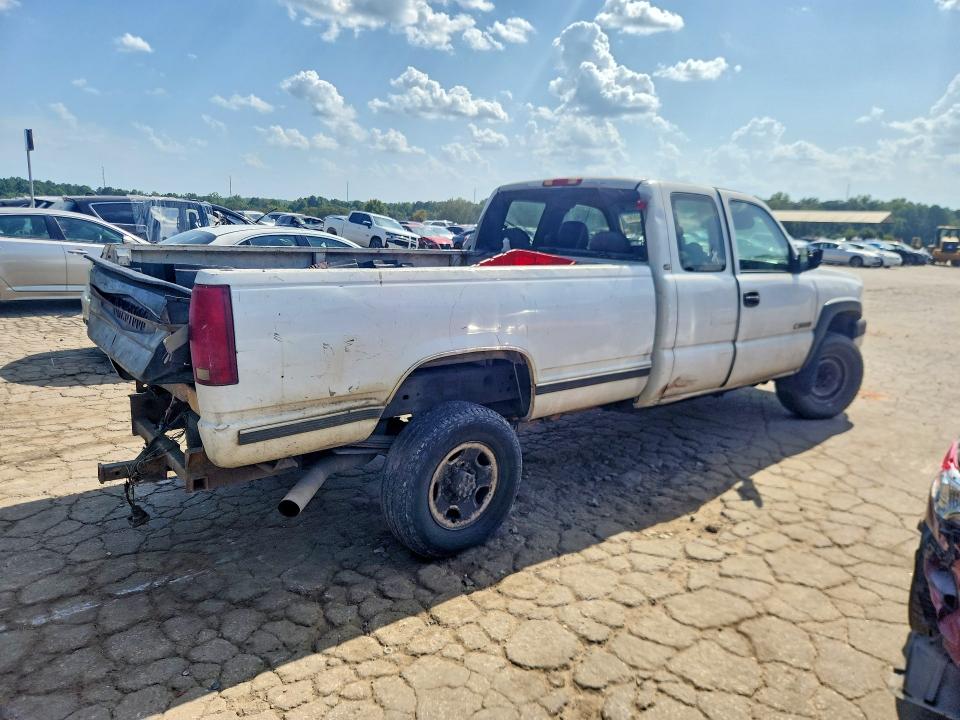 Продаж на аукціоні авто 2004 Chevrolet Silverado, vin: 1GBHC29U14E388106, номер лоту: 65374806