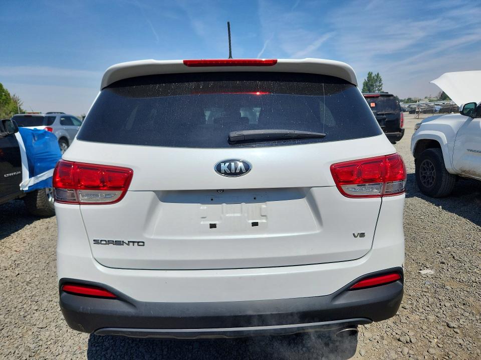 2017 Kia Sorento მანქანა იყიდება აუქციონზე, vin: 5XYPGDA53HG190264, აუქციონის ნომერი: 65927886